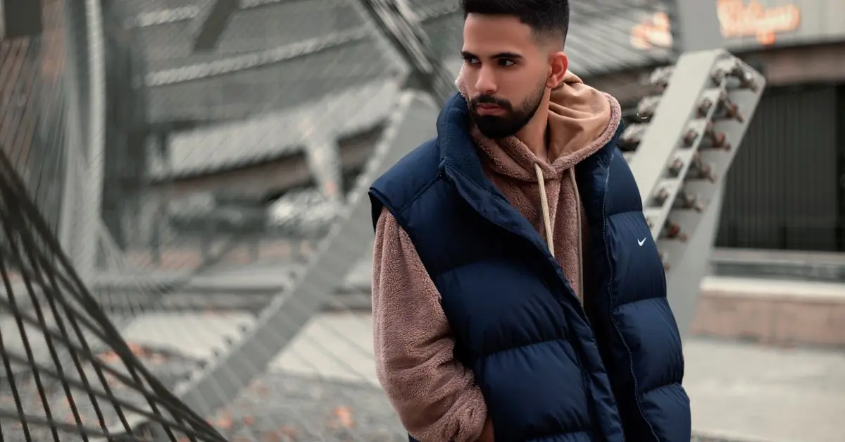 Vestes et Survêtements Idéals pour les Séances d'Hiver